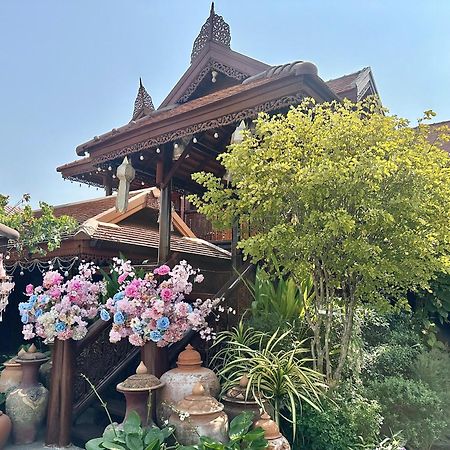 Montri Resort Donmuang Bangkok Exterior foto