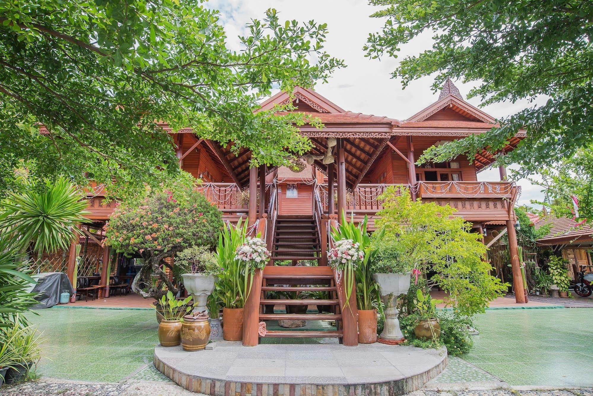 Montri Resort Donmuang Bangkok Exterior foto